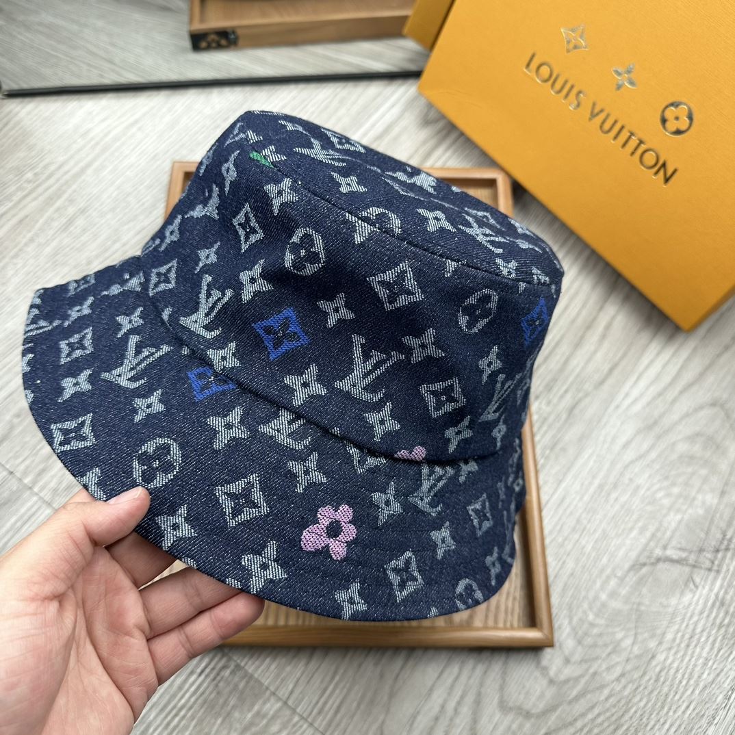 Louis Vuitton Caps